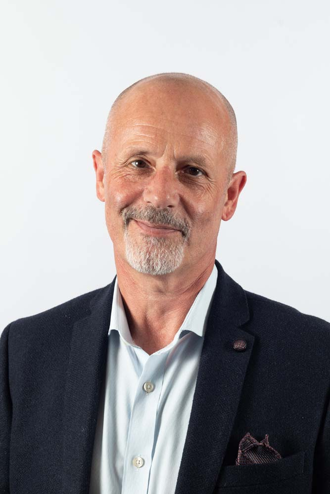 Henry Laker UK Growth Coach